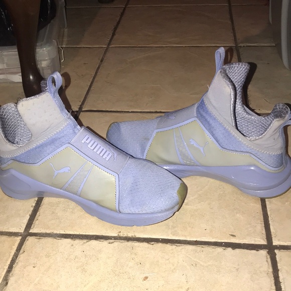 Super cute “Puma Fierce” Sneakers (in EUC)! - Picture 5 of 9